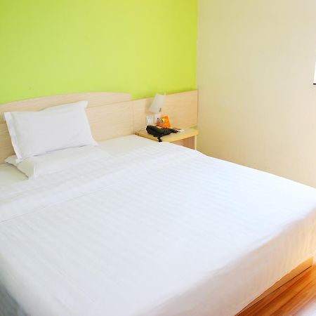 7Days Inn Shantou Coach Terminal Huang He Road المظهر الخارجي الصورة