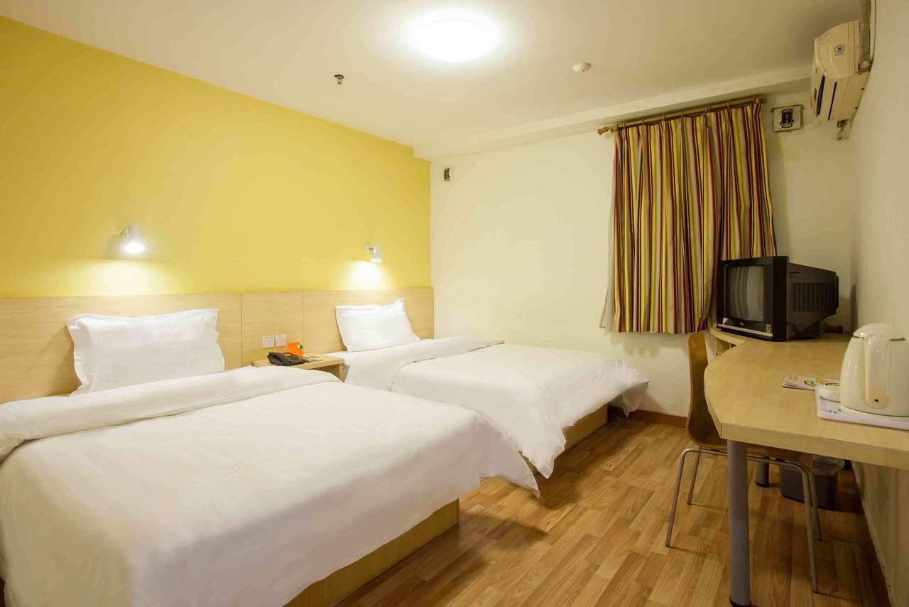 7Days Inn Shantou Coach Terminal Huang He Road الغرفة الصورة